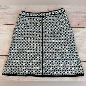 Talbots Geometric Dots Circle Embroidered Pencil Skirt Black White Size 6 Office